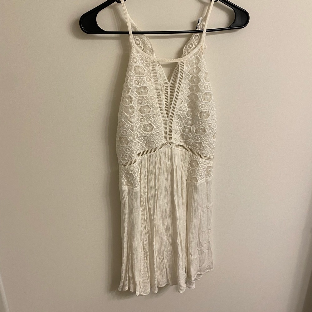 Women’s white dress